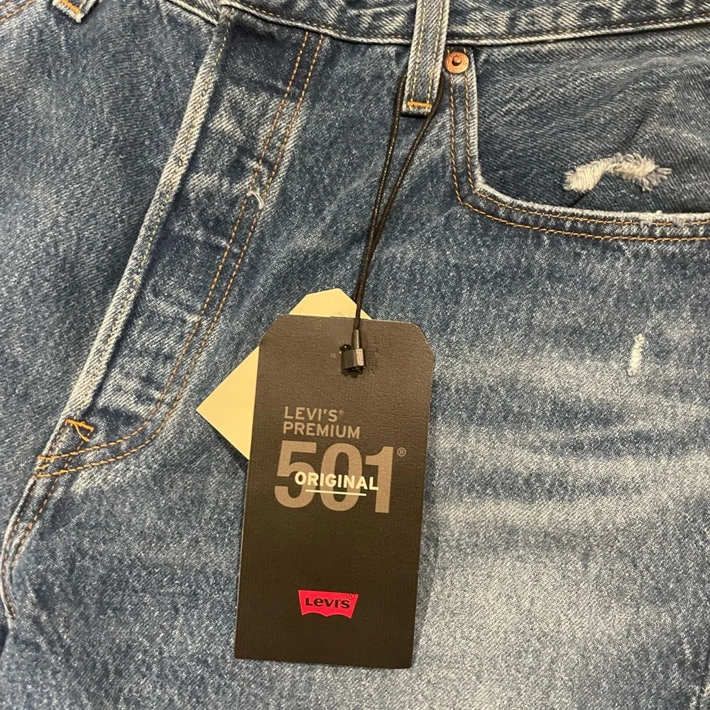 Brand new Levi’s 501 original jeans - Picture 4 of 5